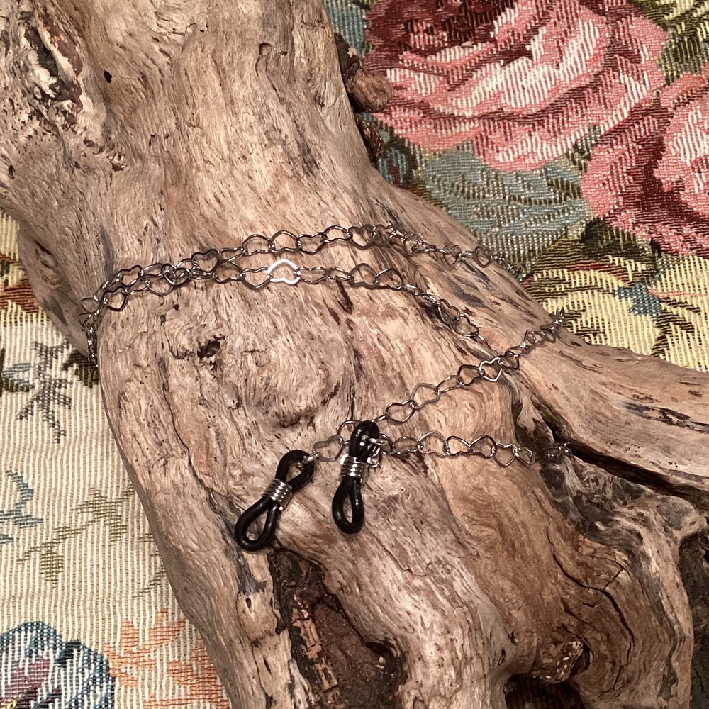 Silver Heart 💜 Eyeglass Chain Lanyard 26"